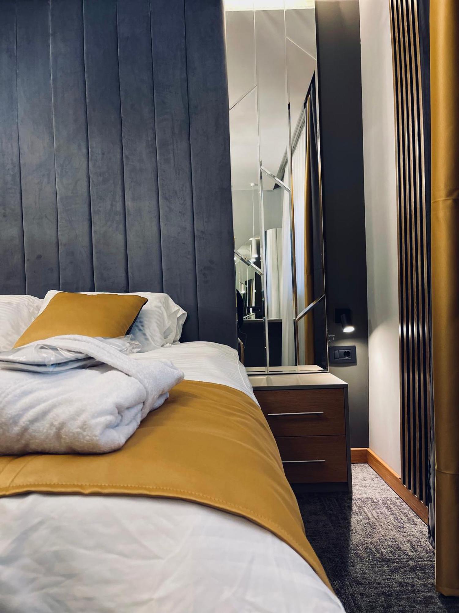 Mozaik Apartments & Spa - Modern 4-Star Apartments With Exclusive Private Spa Wellness In The City Center - Sauna, Jacuzzi, Turkish Bath - Free Parking, Wi-Fi - Rooms & Apartments Ćuprija المظهر الخارجي الصورة