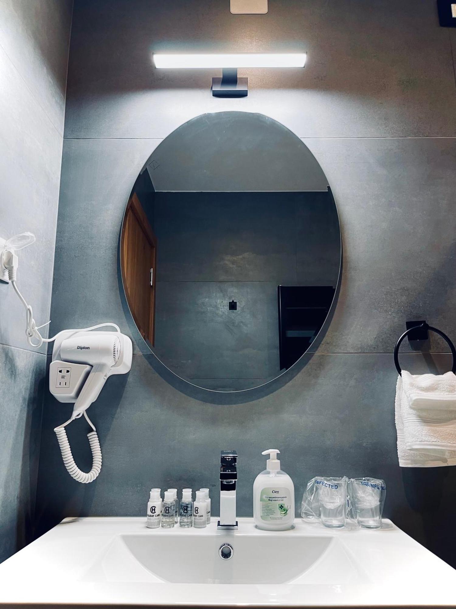 Mozaik Apartments & Spa - Modern 4-Star Apartments With Exclusive Private Spa Wellness In The City Center - Sauna, Jacuzzi, Turkish Bath - Free Parking, Wi-Fi - Rooms & Apartments Ćuprija المظهر الخارجي الصورة